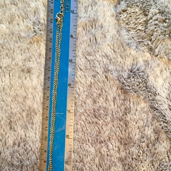 Elephant Necklace - Picture 3 of 4